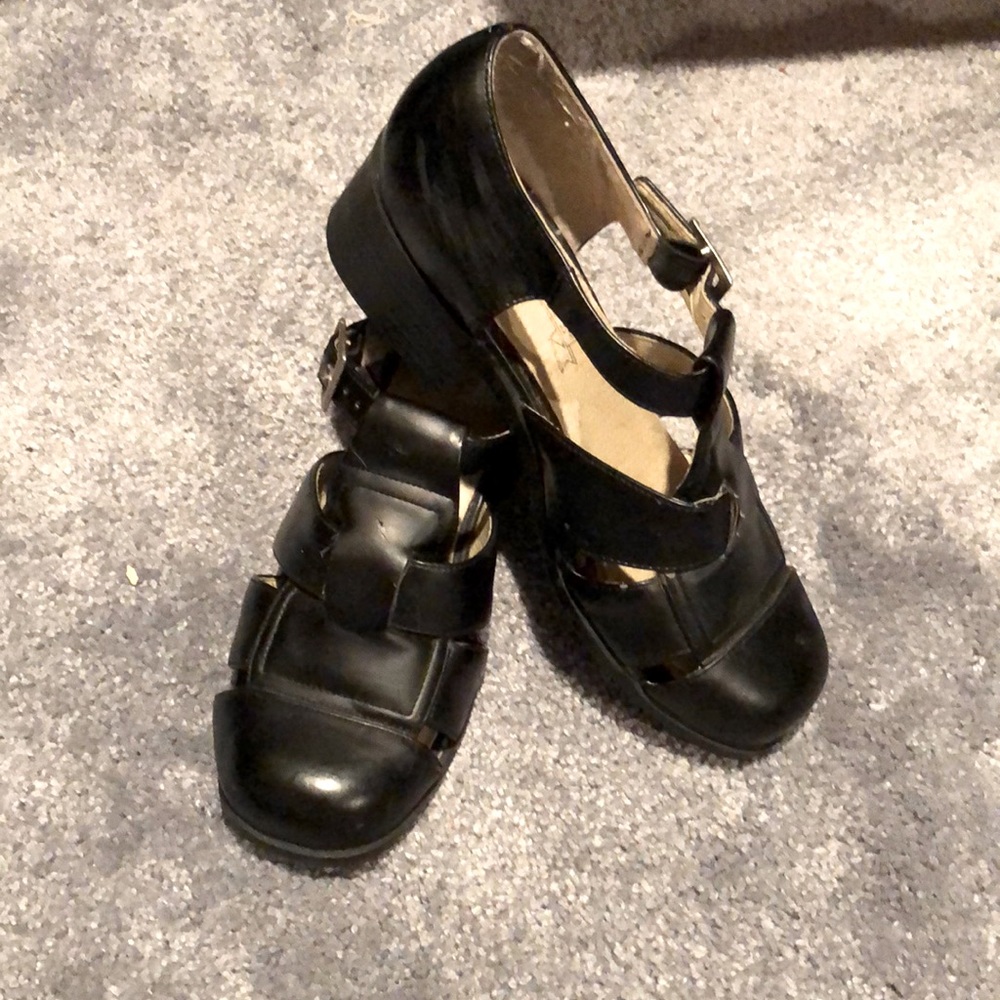 Calliope size 3 black strappy dress shoes